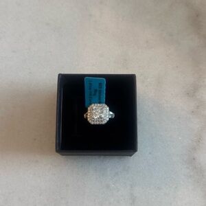 925 Sterling Silver moissanite Elegant Silver Women's Ring size 6